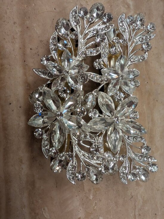 Two Large Fancy Crystal Barrettes main image 4